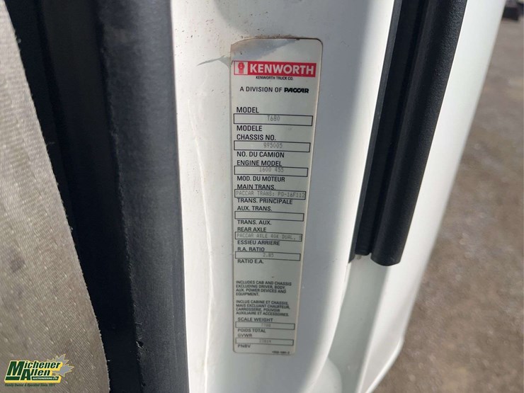 2018-kenworth-t680-image-25