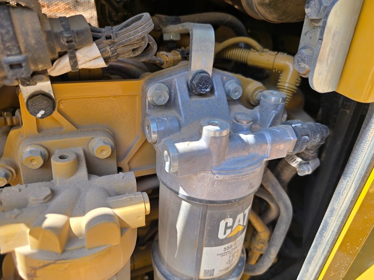 caterpillar-d4-image-70