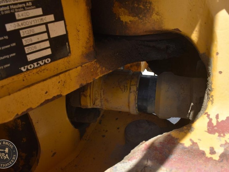 2006-volvo-a40d-image-28