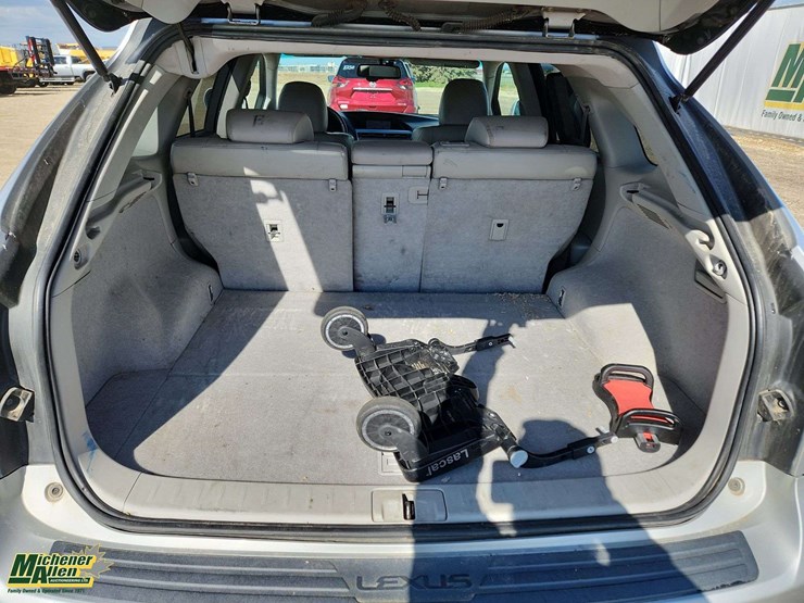 2010-lexus-rx350-image-8