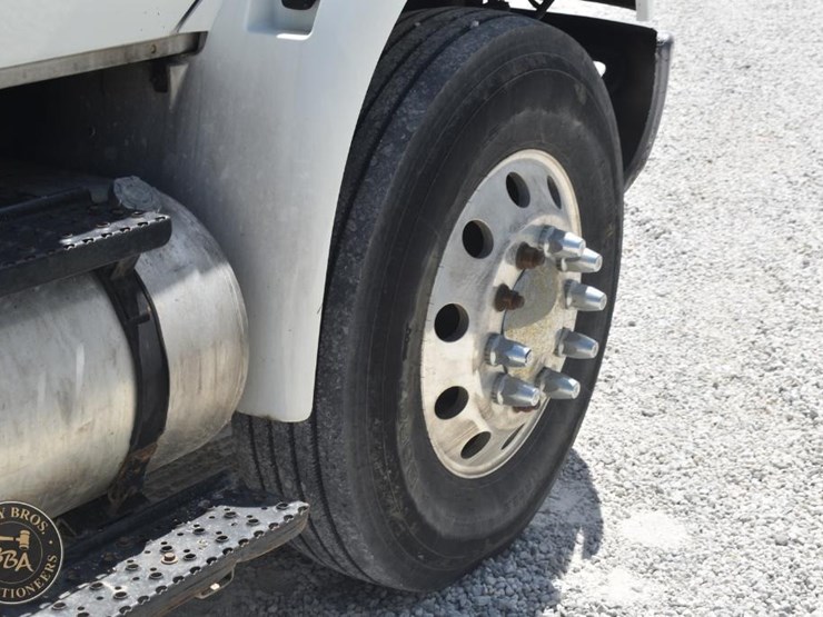2012-international-durastar-4400-image-33