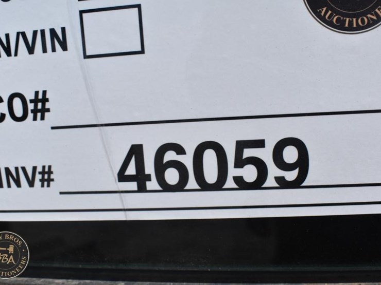 2022-deere-650k-lgp-image-79