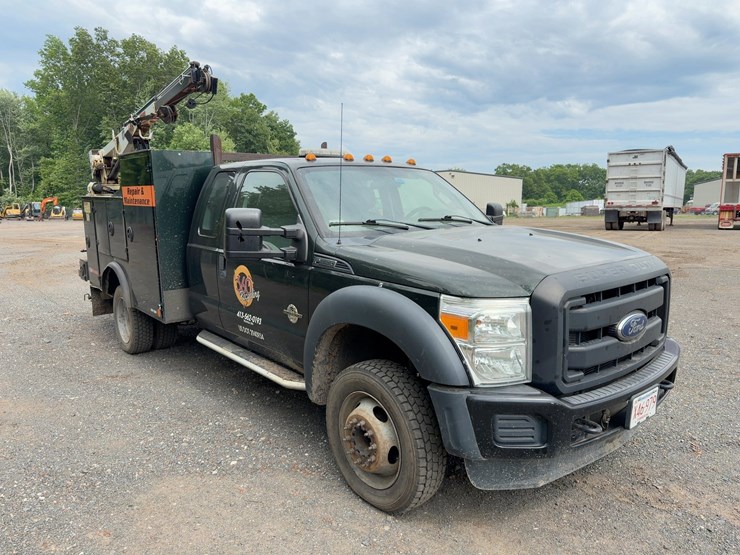 2015-ford-f550-xl-image-7