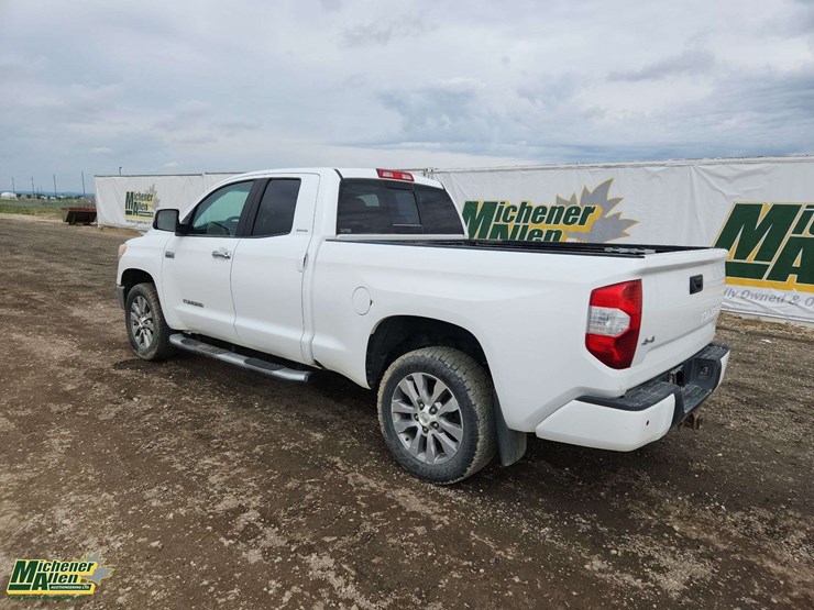 2015-toyota-tundra-image-3