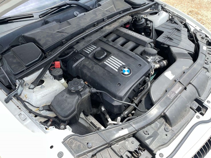 2013-bmw-328i-2-door-convertible-(116,730-miles)-image-8