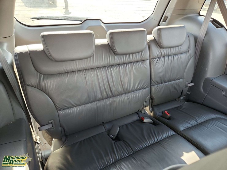 2008-honda-odyssey-image-18
