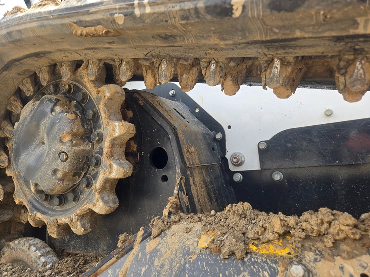 2024-bobcat-t650-image-60