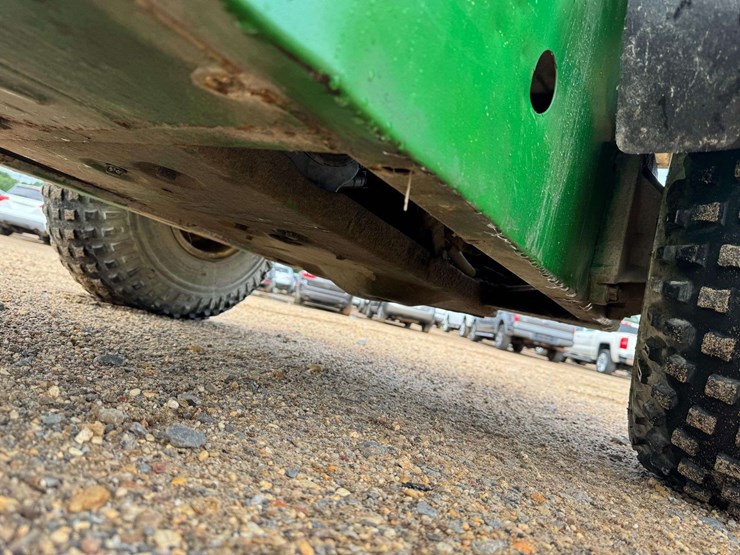 john-deere-gator-image-22