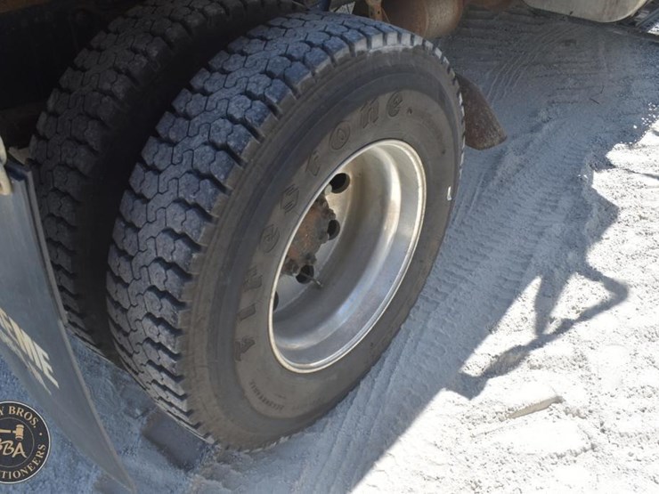 2012-international-durastar-4400-image-30