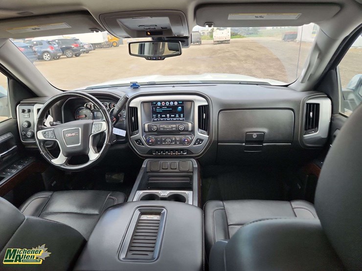 2017-gmc-sierra-1500-image-21