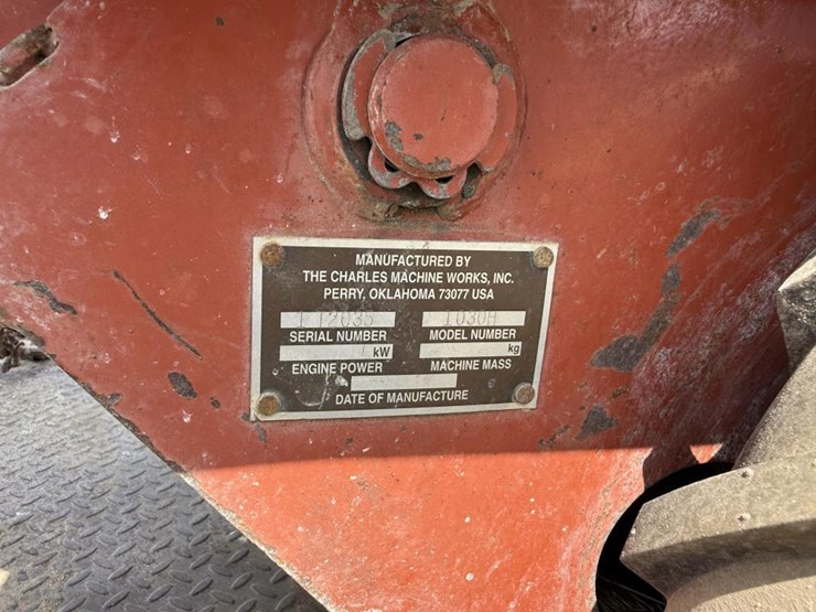 ditch-witch-1030h-image-3