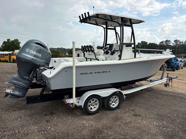 2015-sea-hunt-"triton-210"-center-console-fiberglass-boat-*fully-equipped*-image-3