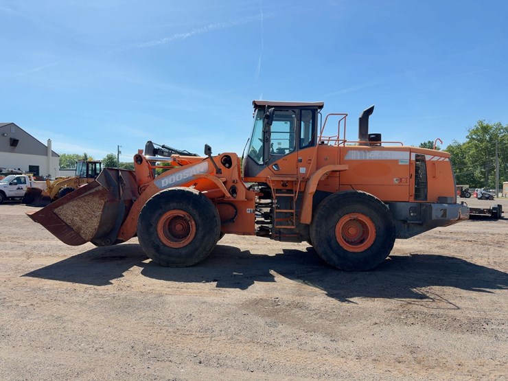 2015-doosan-dl450-3-image-2