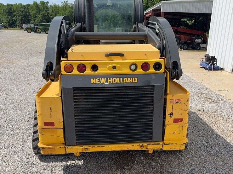 new-holland-c332-image-4