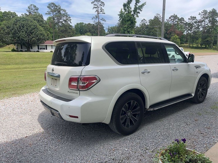 2019-nissan-armada-image-4