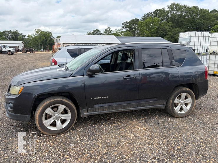 2014-jeep-compass-image-2