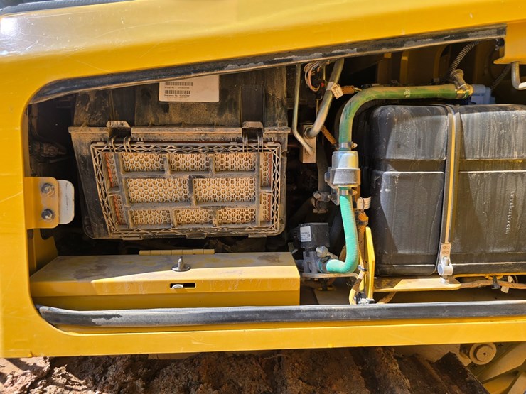 caterpillar-d4-image-65
