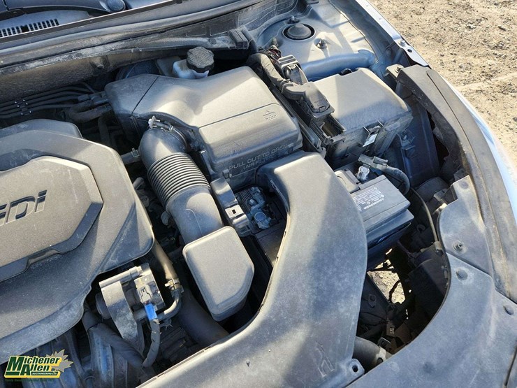 2017-hyundai-sonata-4dr-sedan-image-28
