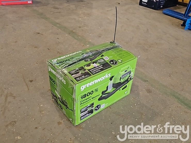greenworks-1800-psi-power-washer-image-3