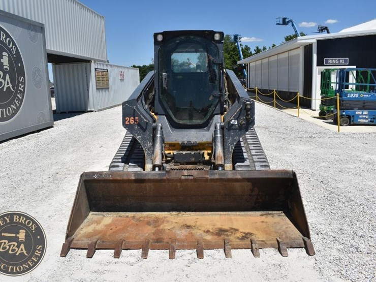 2018-deere-333g-image-9