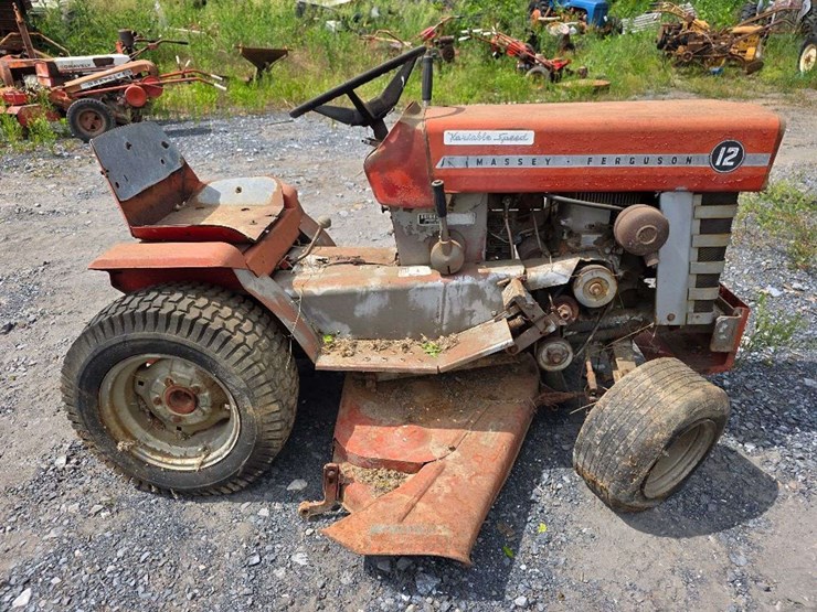 1973-massey-ferguson-12-image-1