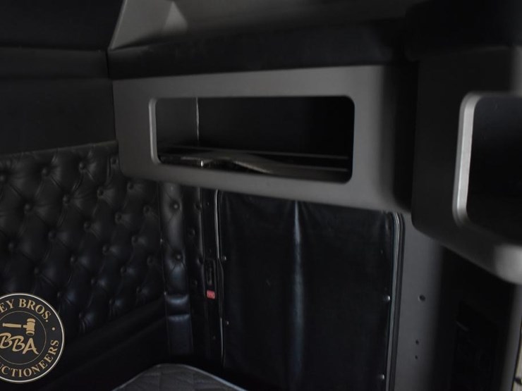 2013-kenworth-t660-image-109