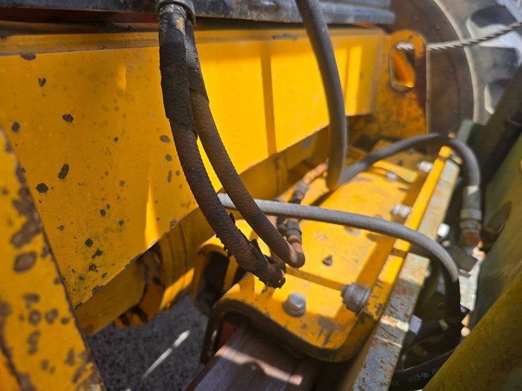 jcb-930-image-61