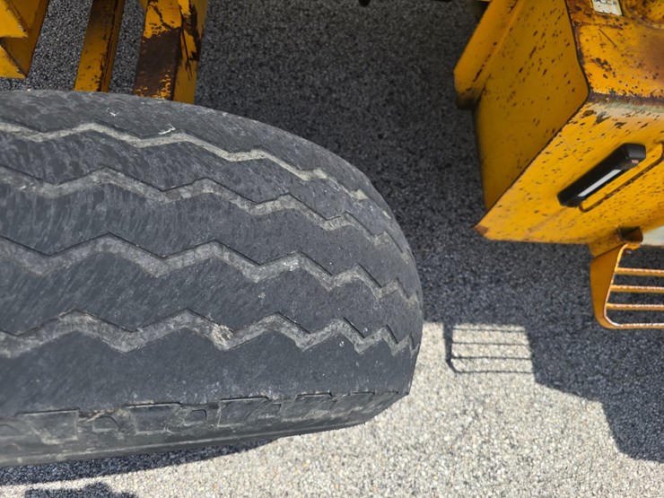 jcb-930-image-50