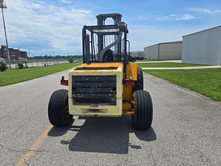 jcb-930-image-14