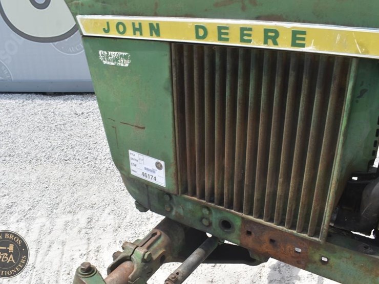 john-deere-3010-image-20
