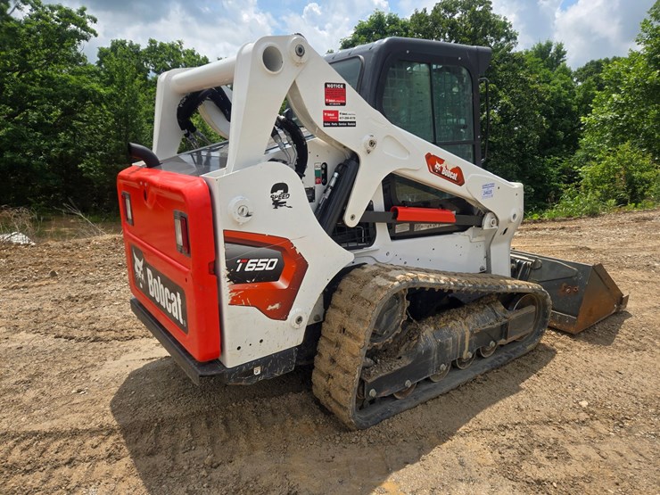 2024-bobcat-t650-image-10