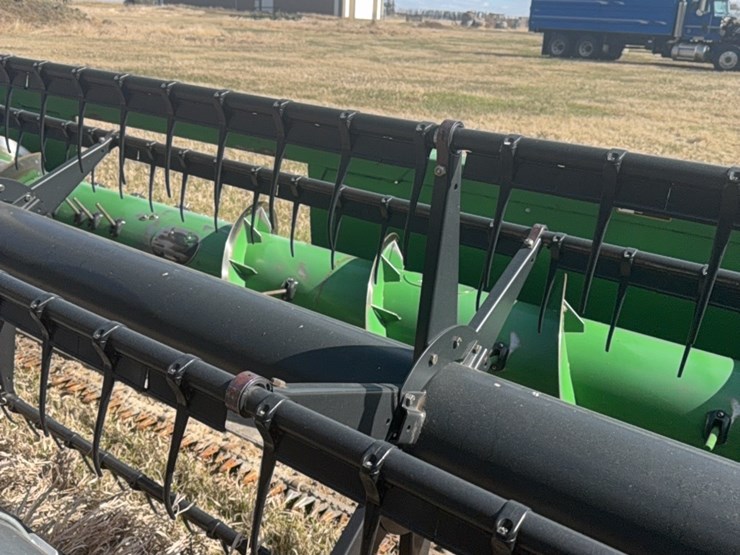 john-deere-635f-image-18
