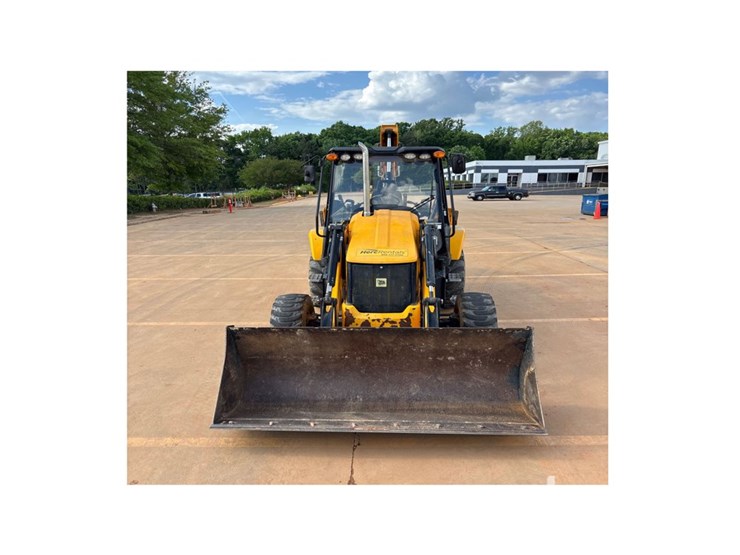 2020-jcb-3cx-image-8