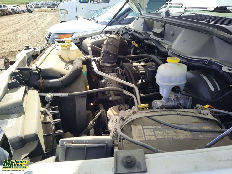 2009-dodge-ram-2500-image-25