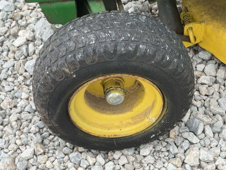 1968-john-deere-110-image-7