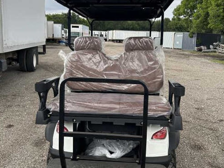 #63-•-4-seat-electric-golf-cart---sdlgc80---white-image-6