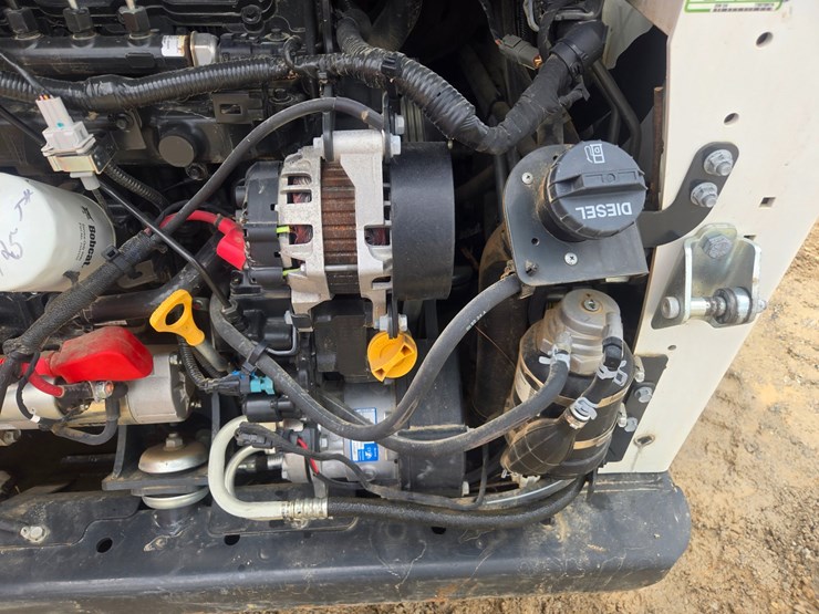 2024-bobcat-t650-image-20