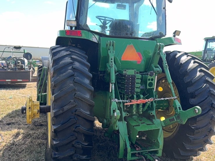 john-deere-8100-image-13