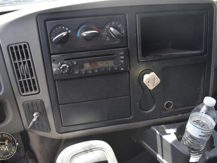 2012-international-durastar-4400-image-61