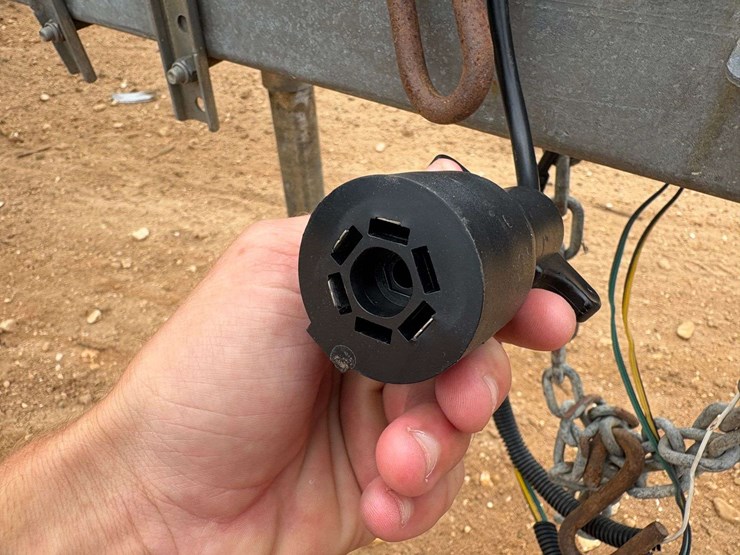 2000-chaparral-sunesta-232-20'-deck-boat-w/-trailer-image-11