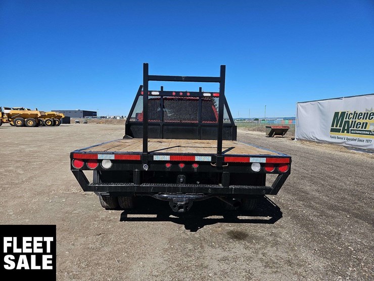 2019-chevrolet-silverado-3500hd-image-8