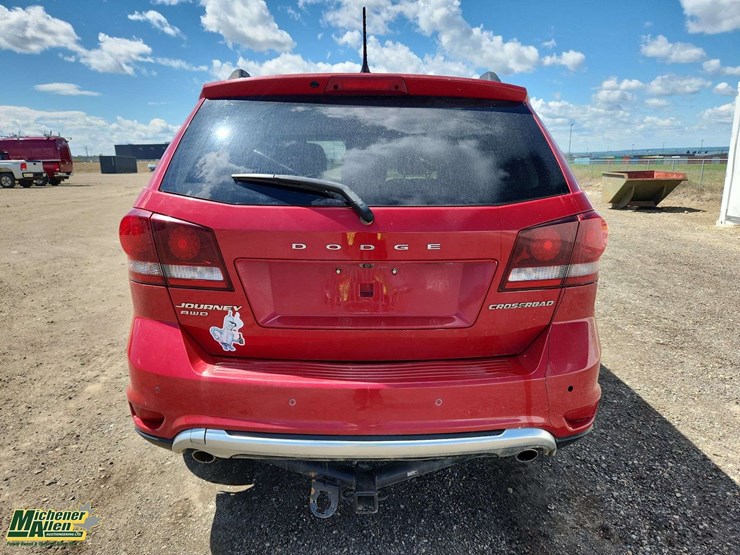 2015-dodge-journey-image-12