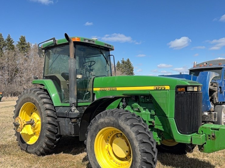 john-deere-8100-image-36