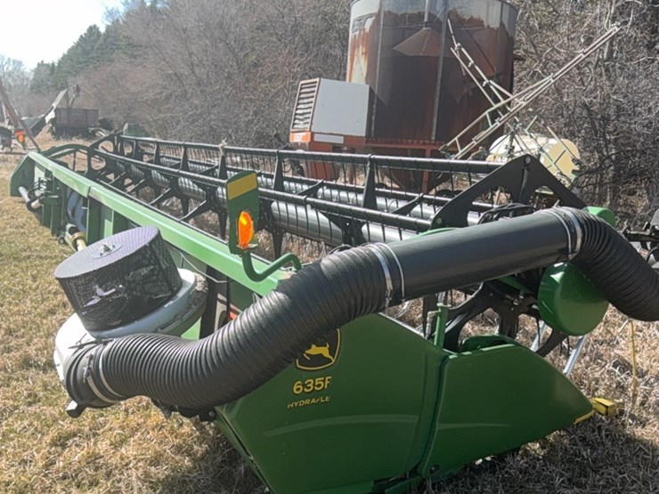 john-deere-635f-image-1