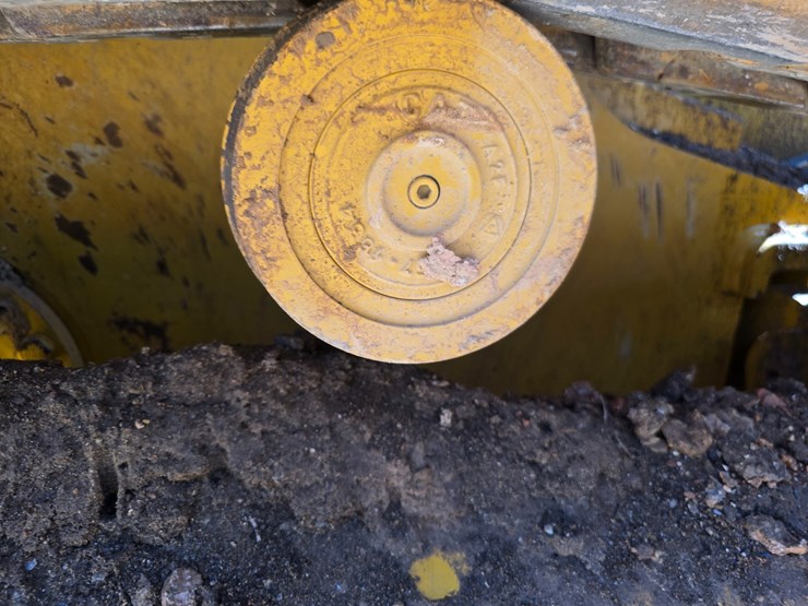 caterpillar-d4-image-50