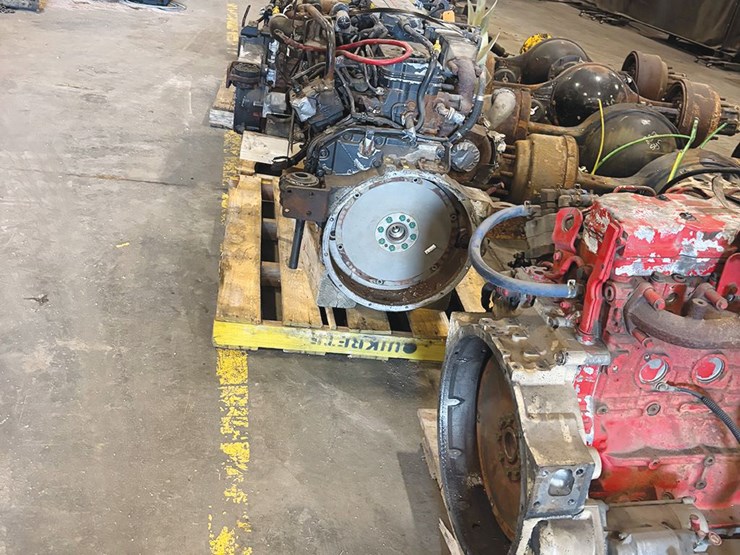 cummins-6.7-liter-image-1