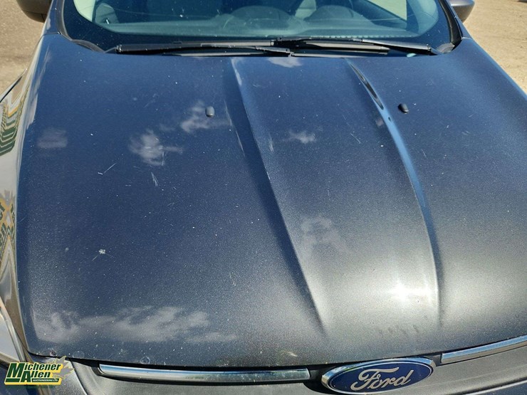 2016-ford-escape-image-40