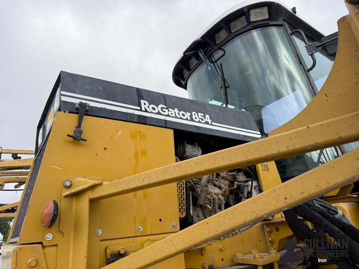 ag-chem-rogator-854-image-13
