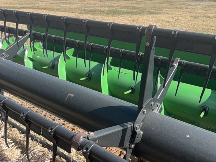 john-deere-635f-image-14