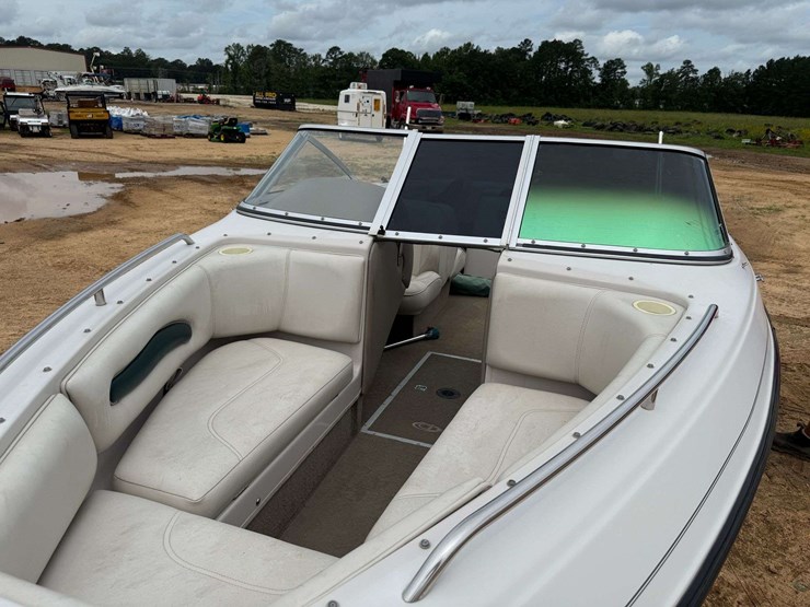 2002-reinell-203-20'-in-shore-boat-w/-trailer-image-16